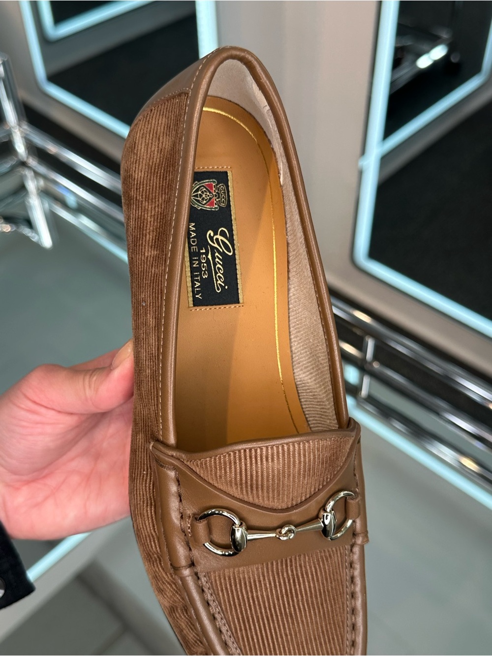 Gucci Corduroy Loafer - Picture 7 of 11
